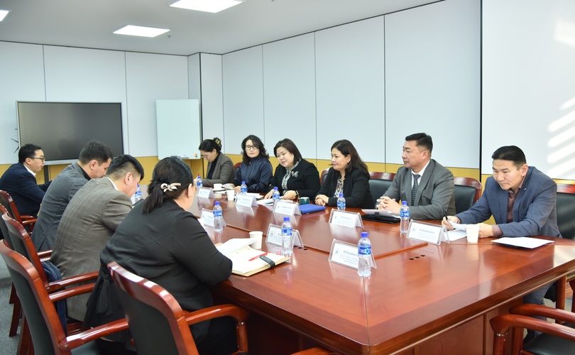 “Хүүхэд өртсөн гэмт хэрэгт бид дөжрөх ёсгүй” гэж талууд уриаллаа